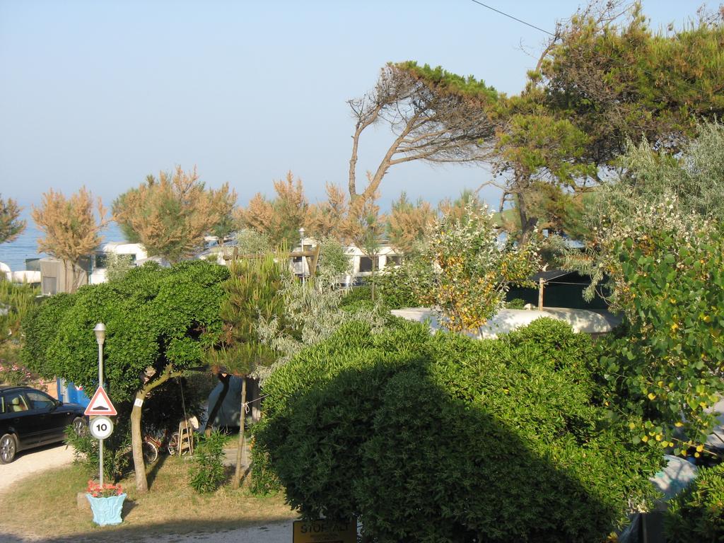Camping La Pineta Porto Recanati Exterior foto